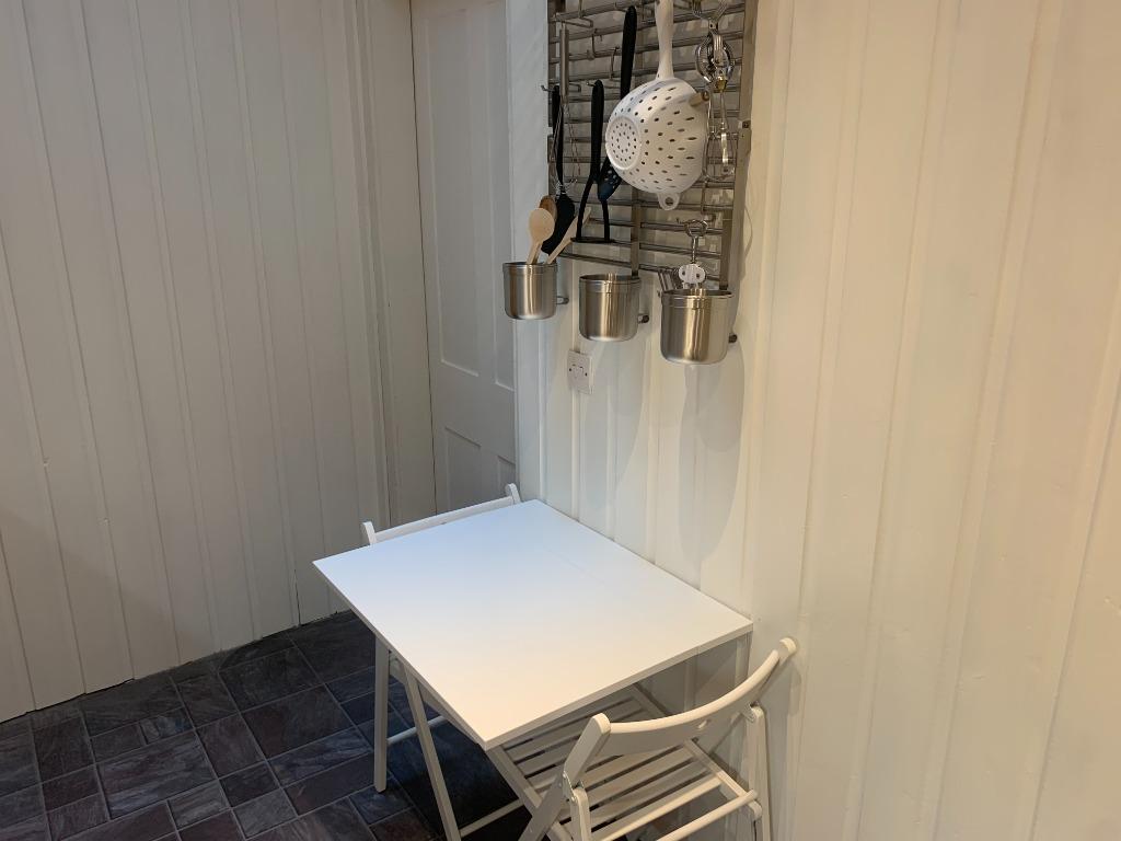 Apartment in Edinburgh - More