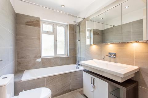 1, Canal Cottages Parnell Road, London, E3 2JU