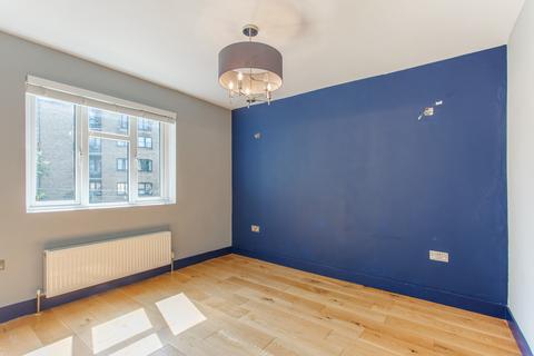 1, Canal Cottages Parnell Road, London, E3 2JU