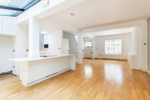 1, Canal Cottages Parnell Road, London, E3 2JU