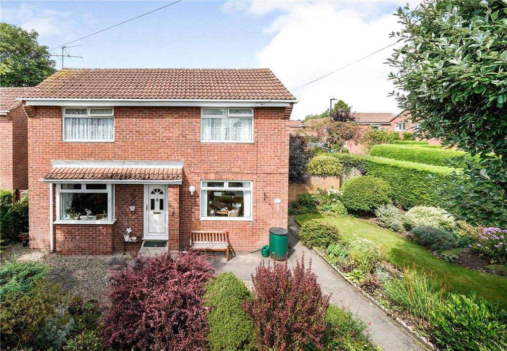 Whitcliffe Lane, Ripon, North Yorkshire 3 bed detached house £295,000