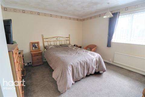 240 Sheldrake Drive, Ipswich, IP2 9NF