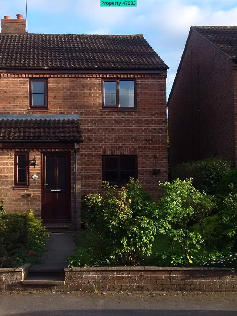 Westholme Road, Masham, Ripon, HG4 4EX 3 bed semidetached house £680