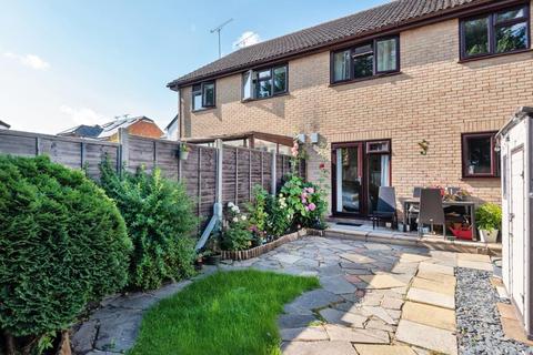 6b Streets Heath, West End, Woking, GU24 9RB