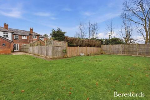 3 bedroom terraced house for sale, Fryerning Hall Cottages, Blackmore Road, CM4