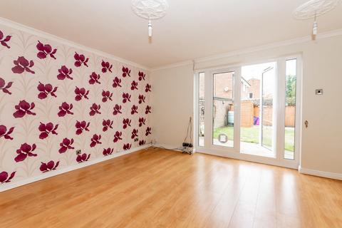 3 bedroom semi-detached house to rent, Crake Place, Sandhurst