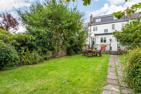 Flat B, 14 Dowanhill Road, London, SE6 1HJ