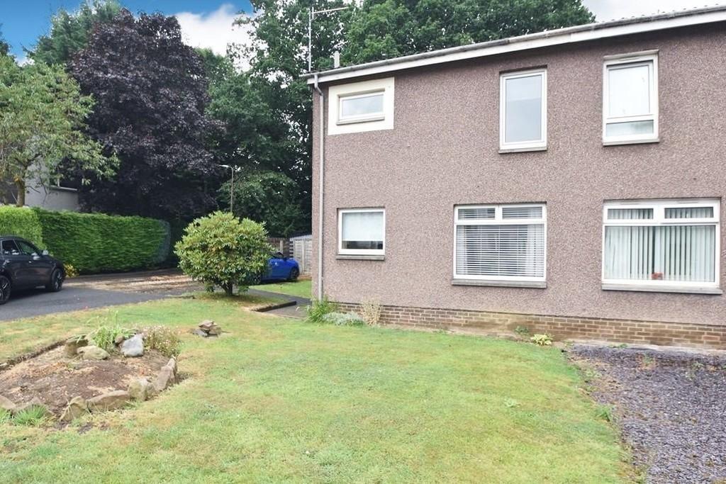 Ochiltree Crescent, Mid Calder 1 bed end of terrace house £99,950