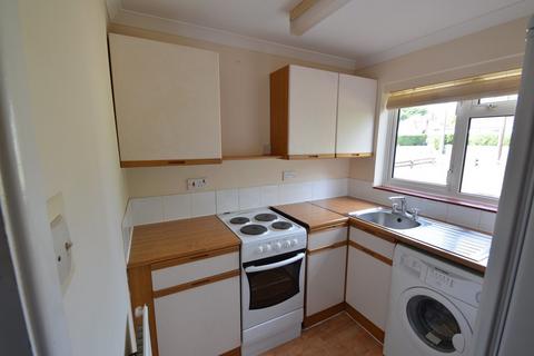 2 bedroom ground floor flat to rent, Hiltingbury Road, Eastleigh SO53