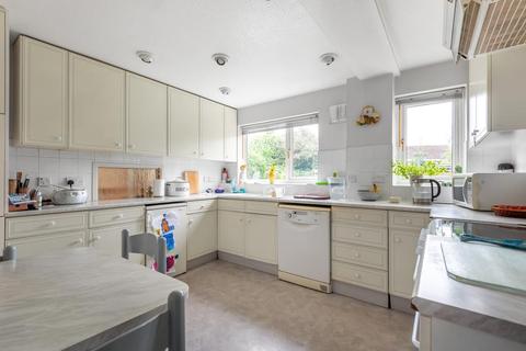 22 Broad Close, Kidlington, OX5 1BE