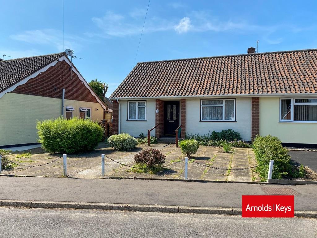Cricket Ground Road, Norwich. 2 bed semidetached bungalow £205,000