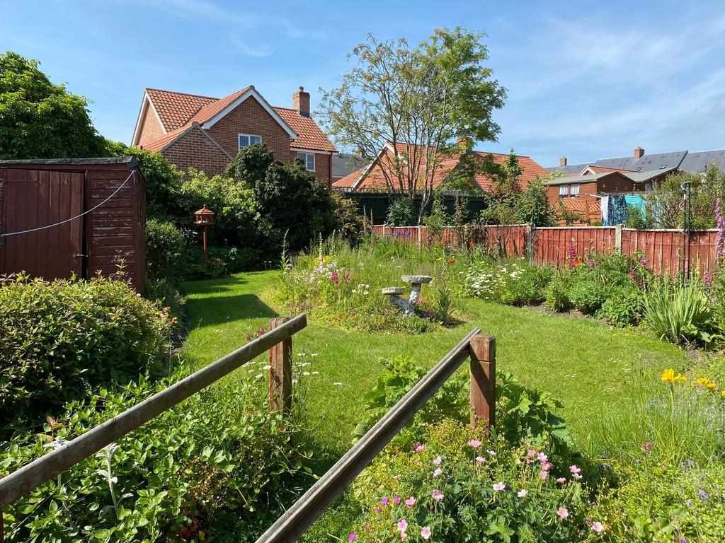 Cricket Ground Road, Norwich. 2 bed semidetached bungalow £205,000