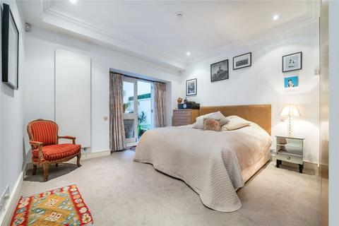 3 bedroom flat to rent, Queens Gate Gardens, South Kensington, London