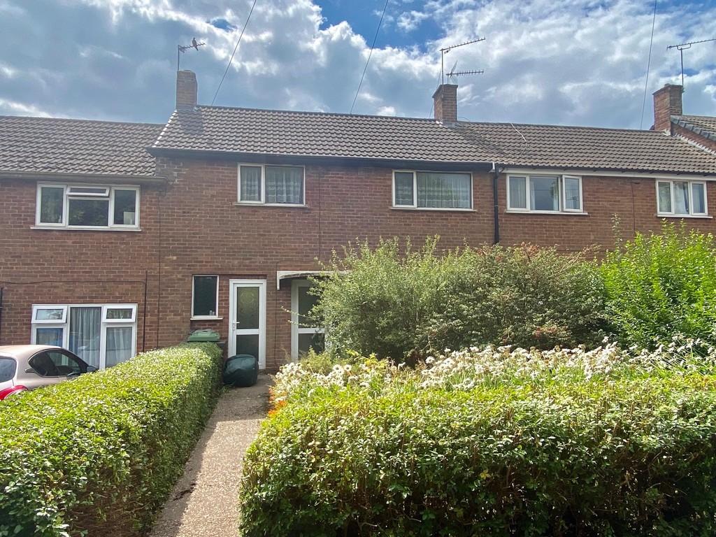 Cedar Road, Camp Hill, Nuneaton 3 bed terraced house £128,900