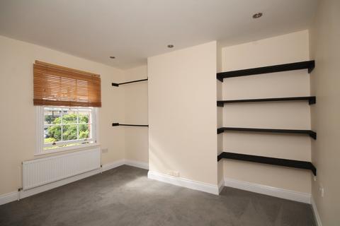 1 bedroom flat to rent - DORKING RH4