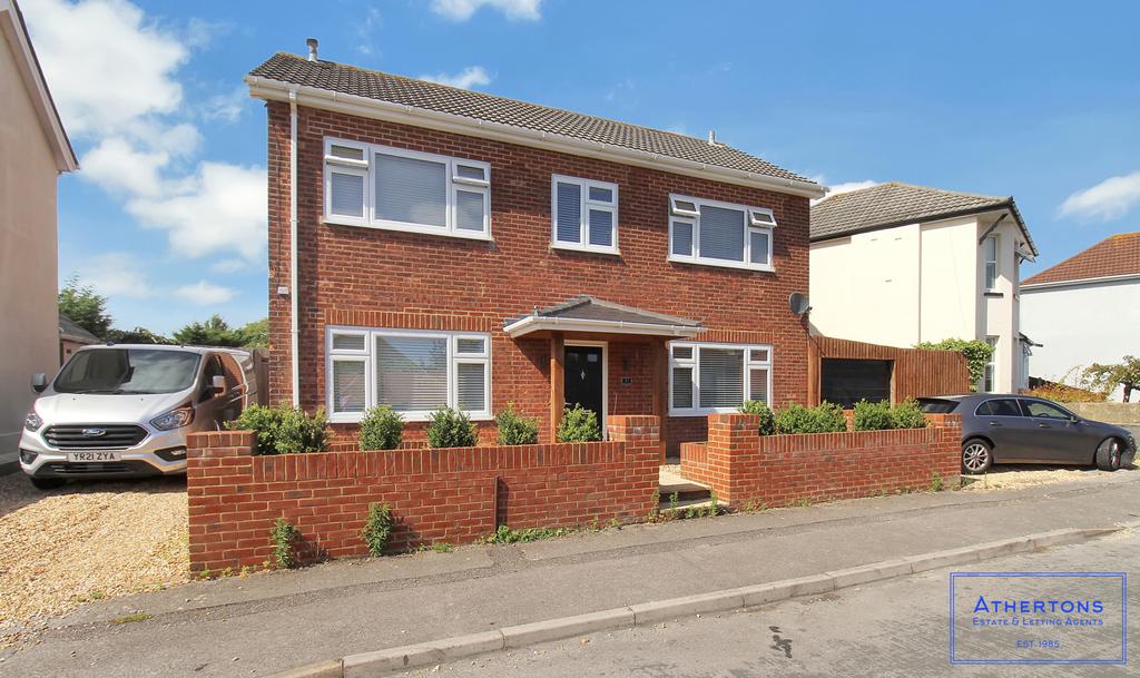 Parley Road, Bournemouth. BH9 3 bed detached house £475,000