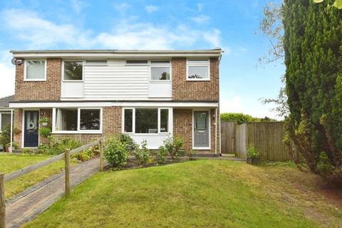 3 bedroom semi-detached house for sale - Woodside Road, North Baddesley, Southampton