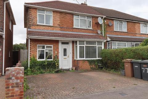 77 Applecroft Road, Luton, LU2 8BB