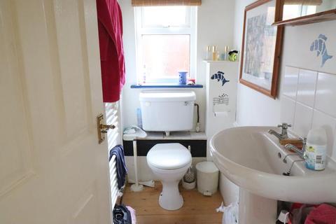 77 Applecroft Road, Luton, LU2 8BB