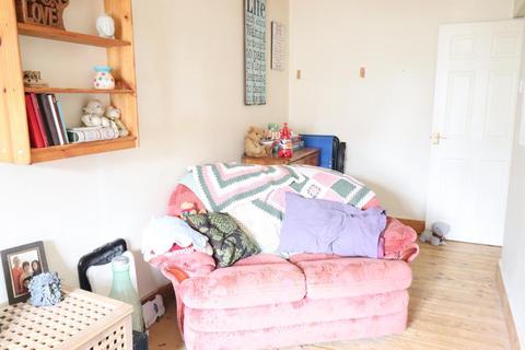 77 Applecroft Road, Luton, LU2 8BB