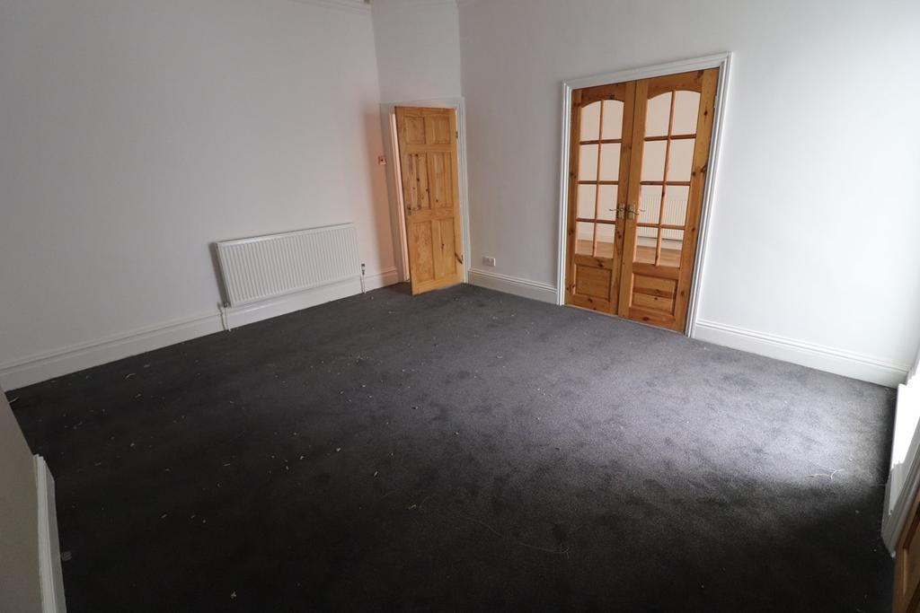 Dunbar Street, Sunderland, SR4 3 bed cottage £575 pcm (£133 pw)