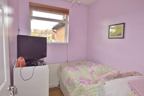 10 Laura Drive, Hextable, Swanley, BR8 7RX