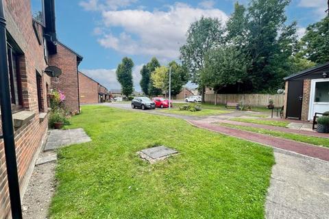 2 bedroom retirement property for sale, Longhedge, Dunstable