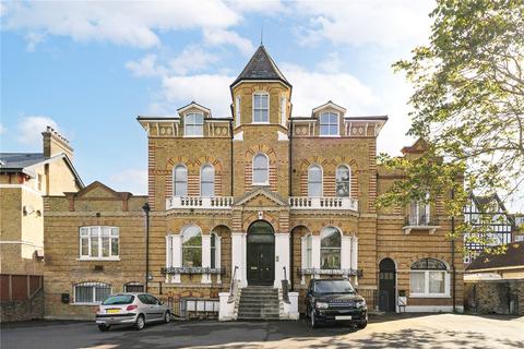 2 bedroom apartment to rent, Leigham Court Road, London, SW16