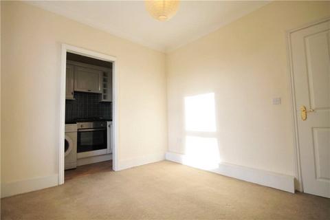 1 bedroom apartment to rent, Lynchford Road, Farnborough, GU14