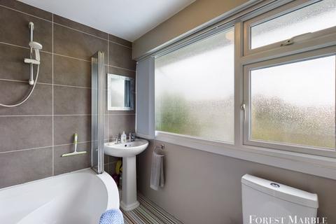 17 Bartlett Close, Frome, BA11 2EZ