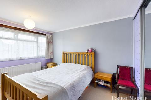 17 Bartlett Close, Frome, BA11 2EZ