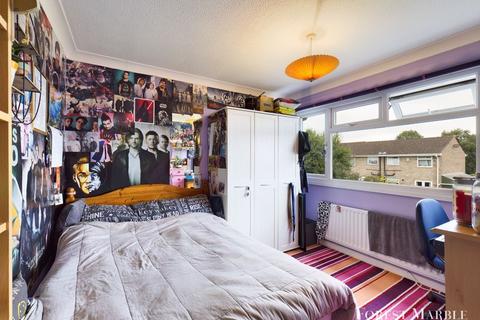 17 Bartlett Close, Frome, BA11 2EZ