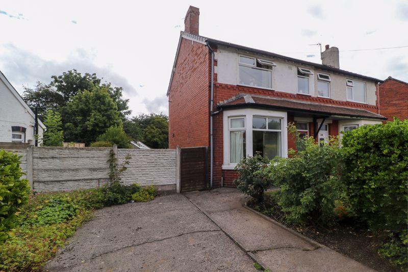 Larkholme Avenue, Fleetwood 3 bed semidetached house £110,000