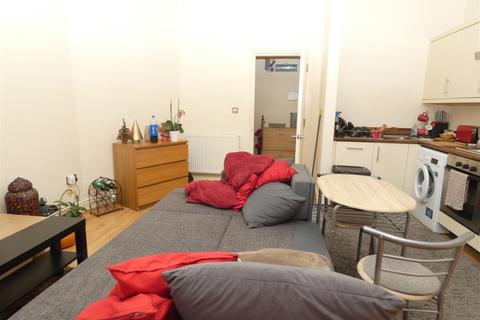 2 bedroom flat to rent - South Eastern Road, Ramsgate