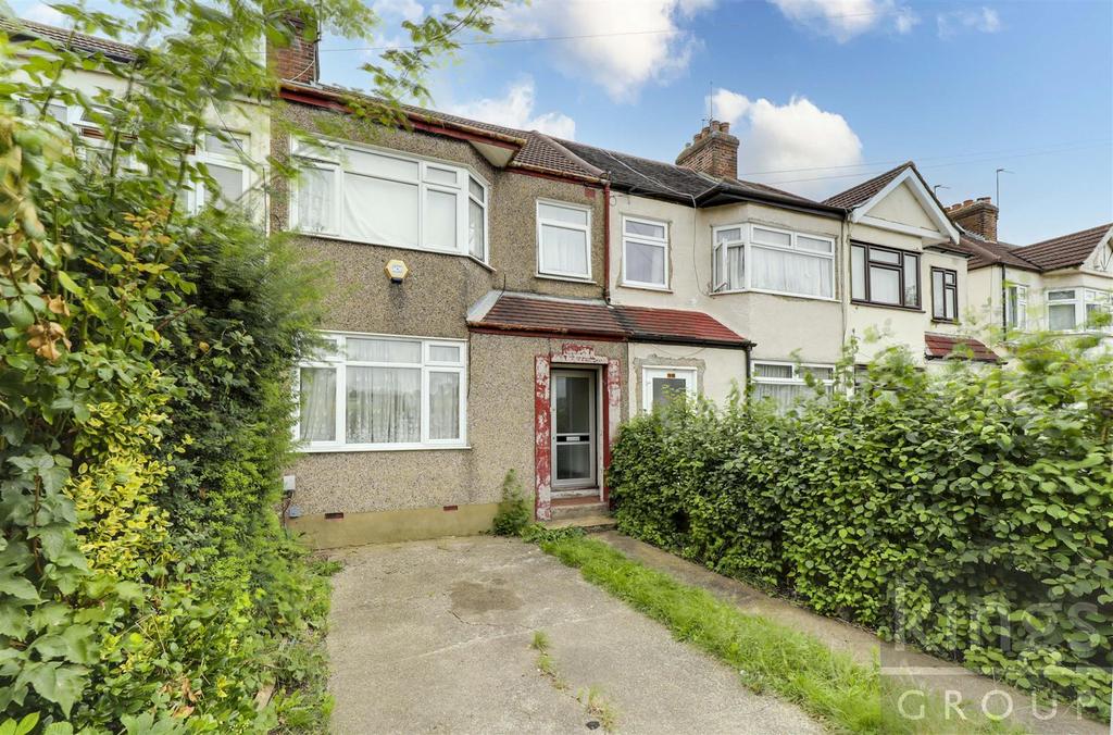 Newbury Avenue, Enfield 3 bed terraced house £405,000