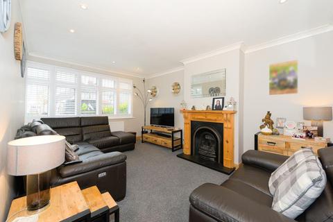 35 Calverley Road, Epsom, KT17 2NX