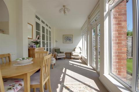 53 Corby Park, North Ferriby, HU14 3AX