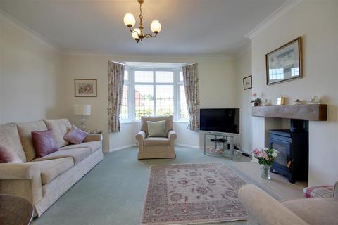 53 Corby Park, North Ferriby, HU14 3AX