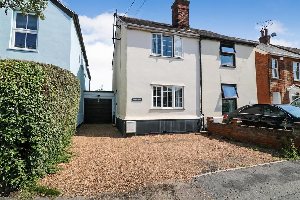 Maldon Road, Hatfield Peverel 2 bed semidetached house £350,000