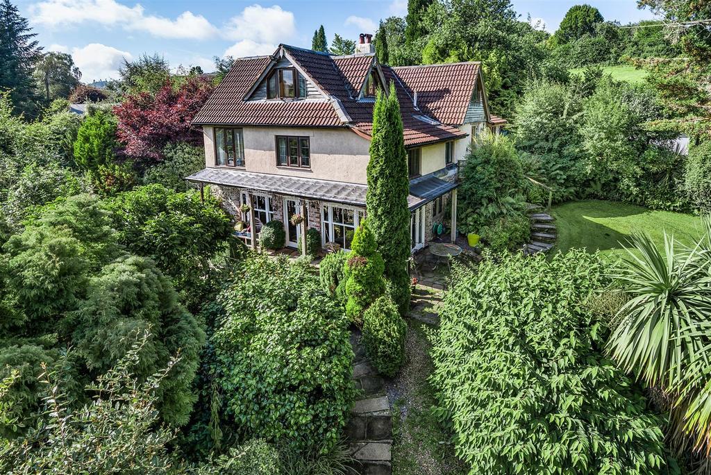 Hayne Lane, Wilmington, Honiton 3 bed detached house £625,000