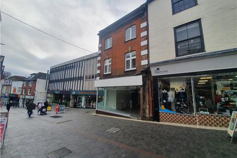 Shop to rent - Gabriels Hill, Maidstone, Kent, ME15 6JG