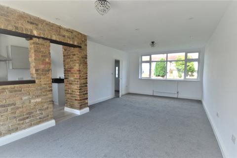 97 Tamar Way, Slough, SL3 8SY