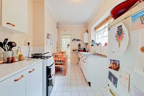 18b Tredegar Road, London, E3 2EH