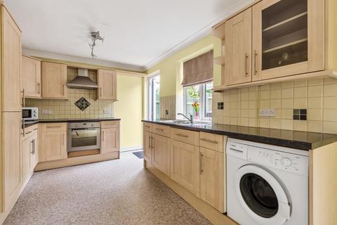 30 Kingsdown Way, Bromley, BR2 7PT