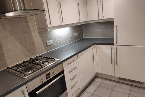 2 bedroom apartment to rent, Brook Road, Redhill