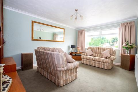 13 Campions Close, Holton Le Clay, Grimsby, DN36 5HF