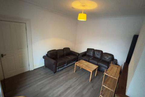 undefined, Room 4, Knowle Avenue, Burley, Leeds, LS4 2PQ