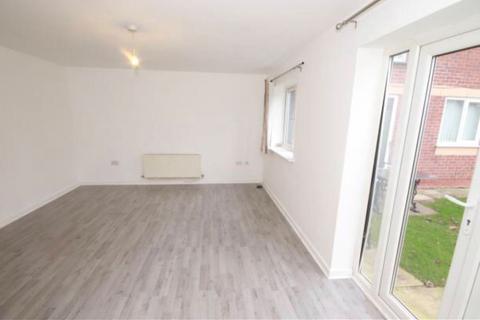 2 bedroom flat for sale - Harrington Road, Huyton, Liverpool, Merseyside, L36 2QY