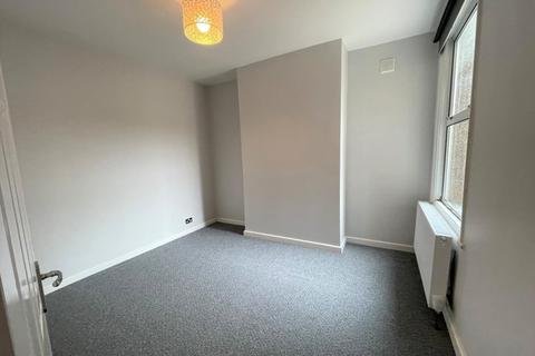 2 bedroom flat to rent - Glencoe Ave, Newbury Park