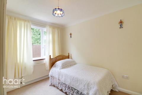 5 Edward Road, Biggin Hill, Westerham, TN16 3HL